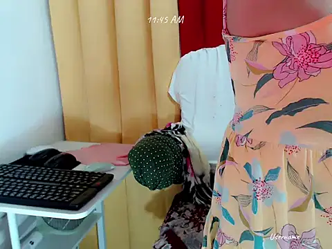 nesianhottits online show from 05/26/26, 03:46