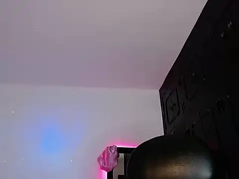 violetwitch05 online show from 09/25/25, 06:00