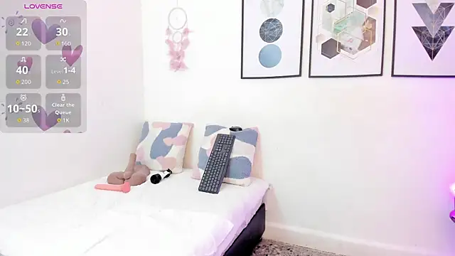 Snapshot of yunna7 chatting on 09/26/25, 11:36 yunna7 online show from 09/26/25, 11:36