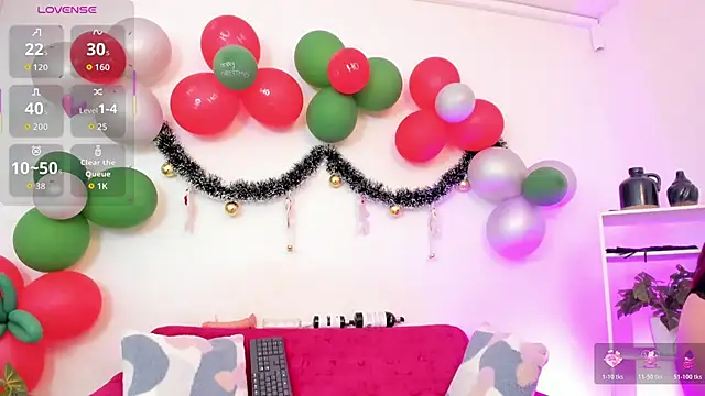 Snapshot of yunna7 chatting on 12/14/25, 11:37 yunna7 online show from 12/14/25, 11:37