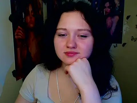 Snapshot of LadyAlice_ chatting on 11/05/25, 07:08 LadyAlice online show from 11/05/25, 07:08