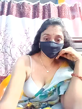 hotsana79 online show from 10/09/25, 05:38