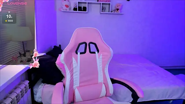 MiaScarlettt online show from 10/18/25, 07:36