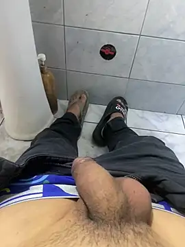 lDarkGreyl online show from 10/04/25, 08:51