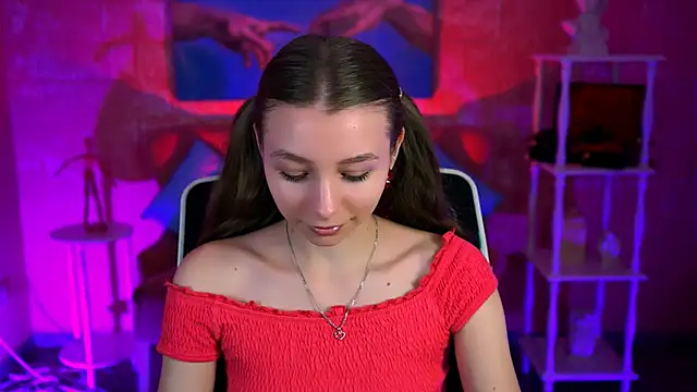 JulieDaniel online show from 10/04/25, 08:23