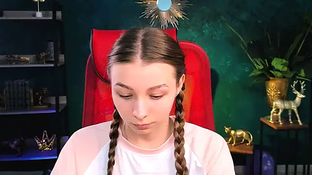 JulieDaniel online show from 11/10/25, 08:24