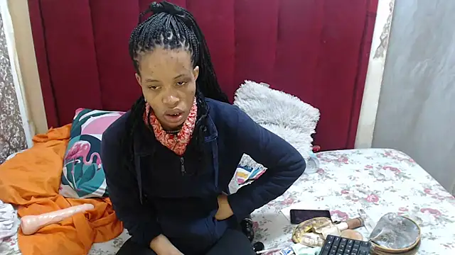 SexyChantyBabe25 online show from 10/06/25, 10:45