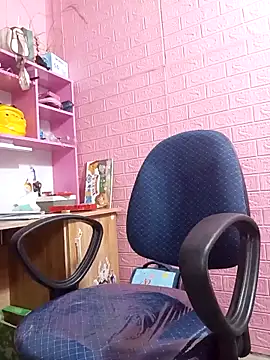 Snapshot of NG_N chatting on 09/28/25, 04:34 NG N online show from 09/28/25, 04:34