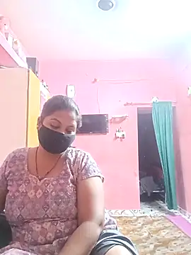 Snapshot of biggbobbsgirl chatting on 09/19/25, 06:41 biggbobbsgirl online show from 09/19/25, 06:41