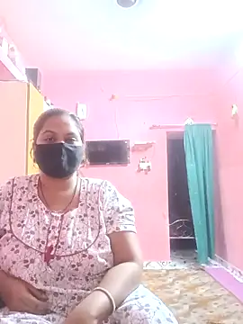 Snapshot of biggbobbsgirl chatting on 09/20/25, 05:58 biggbobbsgirl online show from 09/20/25, 05:58