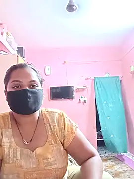 Snapshot of biggbobbsgirl chatting on 10/03/25, 06:38 biggbobbsgirl online show from 10/03/25, 06:38