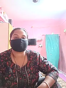 Snapshot of biggbobbsgirl chatting on 10/04/25, 06:39 biggbobbsgirl online show from 10/04/25, 06:39