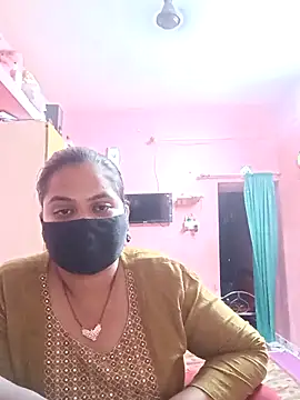 Snapshot of biggbobbsgirl chatting on 10/09/25, 07:23 biggbobbsgirl online show from 10/09/25, 07:23