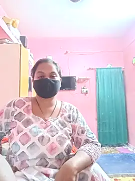 Snapshot of biggbobbsgirl chatting on 11/22/25, 05:56 biggbobbsgirl online show from 11/22/25, 05:56