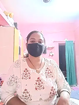 Snapshot of biggbobbsgirl chatting on 11/28/25, 06:21 biggbobbsgirl online show from 11/28/25, 06:21