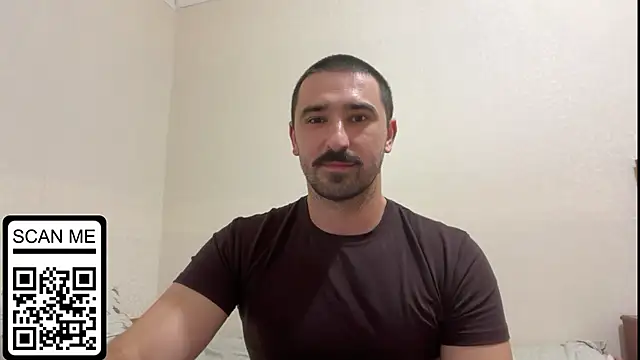 Snapshot of Hard_to_Obey chatting on 09/17/25, 05:58 Hard to Obey online show from 09/17/25, 05:58