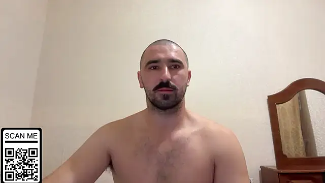 Snapshot of Hard_to_Obey chatting on 10/08/25, 05:54 Hard to Obey online show from 10/08/25, 05:54