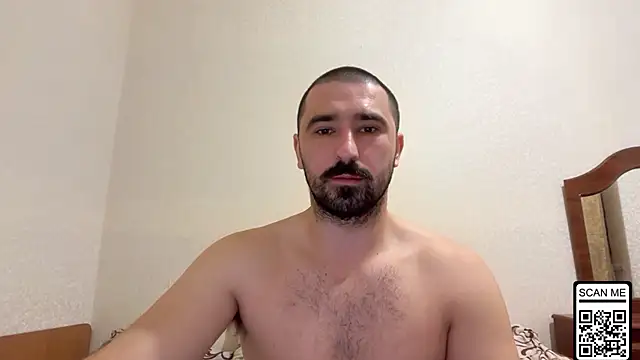 Snapshot of Hard_to_Obey chatting on 10/19/25, 07:03 Hard to Obey online show from 10/19/25, 07:03