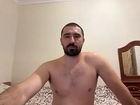 Snapshot of Hard_to_Obey chatting on 10/28/25, 07:27 Hard to Obey online show from 10/28/25, 07:27