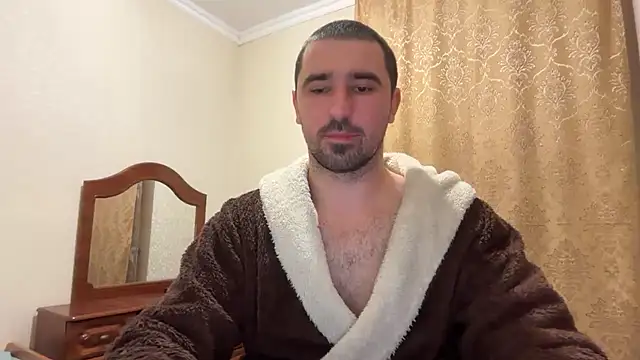 Snapshot of Hard_to_Obey chatting on 11/20/25, 07:24 Hard to Obey online show from 11/20/25, 07:24