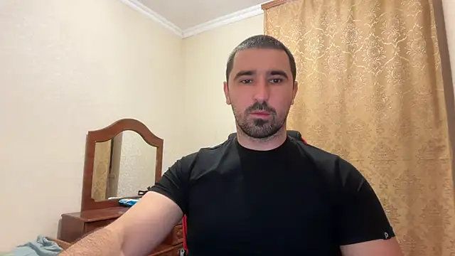 Snapshot of Hard_to_Obey chatting on 11/23/25, 06:30 Hard to Obey online show from 11/23/25, 06:30