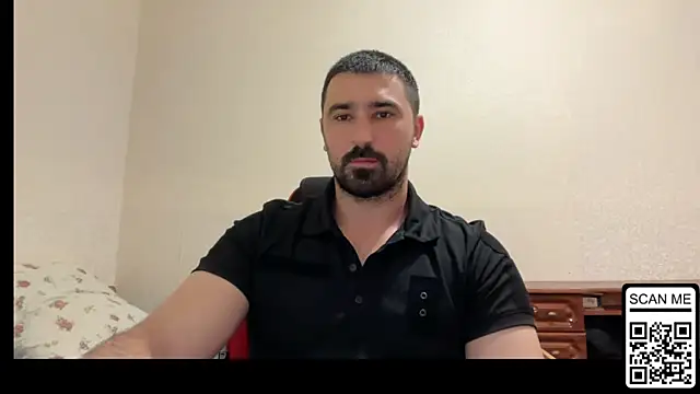 Snapshot of Hard_to_Obey chatting on 06/18/26, 06:23 Hard to Obey online show from 06/18/26, 06:23