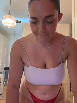 chloedlm5 online show from 06/29/26, 08:42