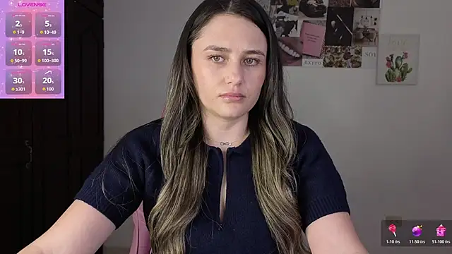 Snapshot of Veronika__Winslow_ chatting on 07/30/26, 11:26 Veronika Winslow online show from 07/30/26, 11:26