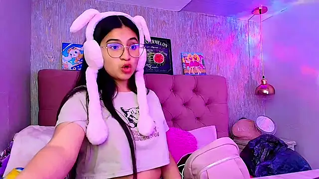 laurenelove online show from 11/25/25, 03:39