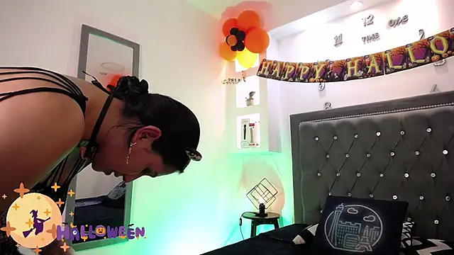 MelissaRhodes online show from 10/29/25, 08:54