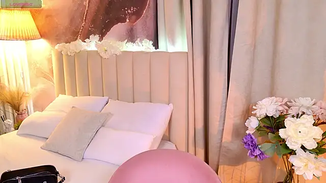 Amanda Fit and Sweet online show from 09/11/25, 05:57