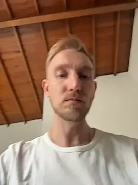 Snapshot of RollingGirlsXXX chatting on 12/05/25, 08:16 RollingGirlsXXX online show from 12/05/25, 08:16