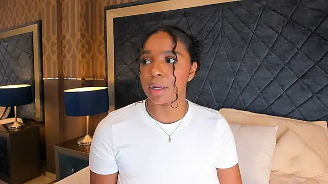 LisaMendez online show from 07/17/26, 11:31