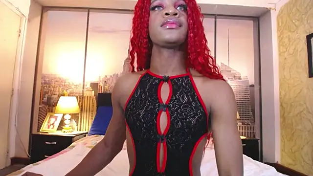 Snapshot of bloom_bbc chatting on 10/23/25, 12:48 bloom bbc online show from 10/23/25, 12:48