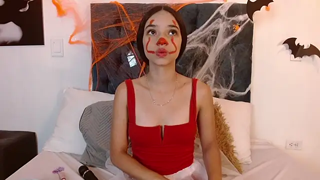 Lilith Nocturne online show from 10/31/25, 04:52