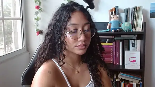 Snapshot of clitia_xx chatting on 01/08/26, 05:15 clitia xx online show from 01/08/26, 05:15