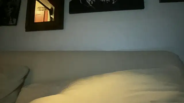 Snapshot of dddasani chatting on 10/10/25, 04:44 dddasani online show from 10/10/25, 04:44