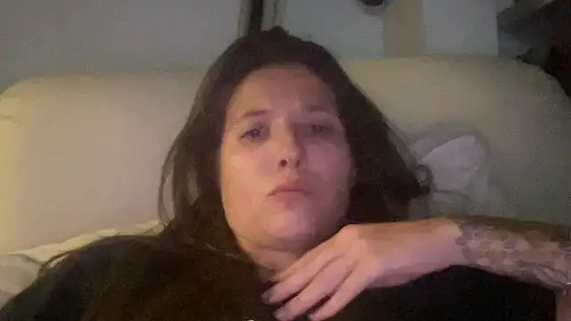 Snapshot of dddasani chatting on 10/15/25, 04:56 dddasani online show from 10/15/25, 04:56