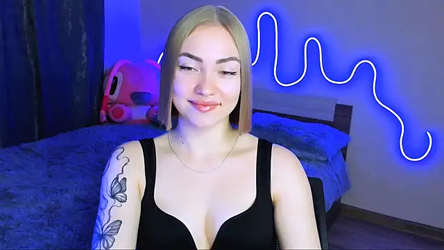 Snapshot of LaraKrein_lk chatting on 09/29/25, 04:34 LaraKrein lk online show from 09/29/25, 04:34