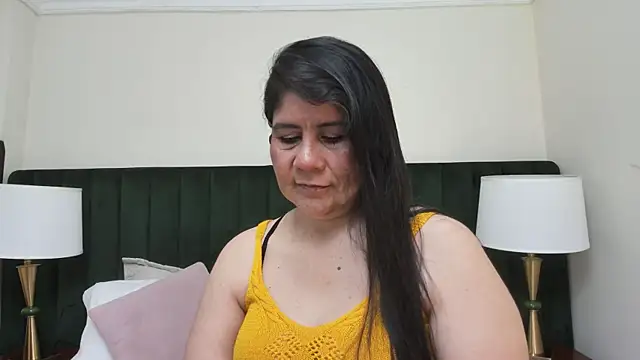 kiraGeiner online show from 09/14/25, 04:55