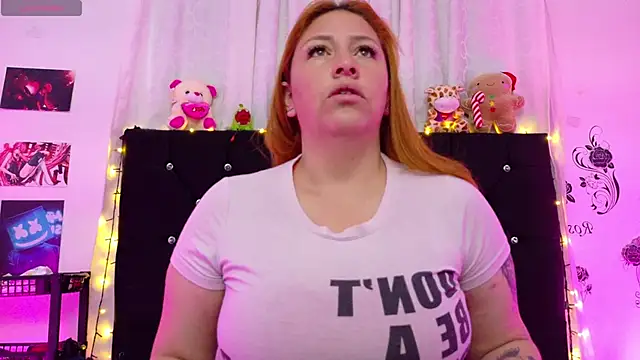 Snapshot of queen_marifer chatting on 11/14/25, 10:58 queen marifer online show from 11/14/25, 10:58