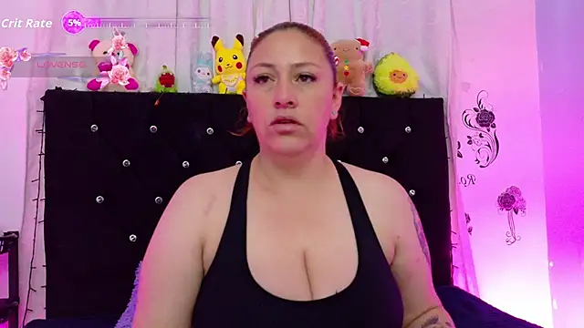 Snapshot of queen_marifer chatting on 11/16/25, 12:00 queen marifer online show from 11/16/25, 12:00