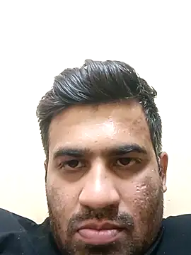 Snapshot of nareshrddd5 chatting on 12/16/25, 04:23 nareshrddd5 online show from 12/16/25, 04:23