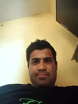 Snapshot of nareshrddd5 chatting on 06/30/26, 11:00 nareshrddd5 online show from 06/30/26, 11:00