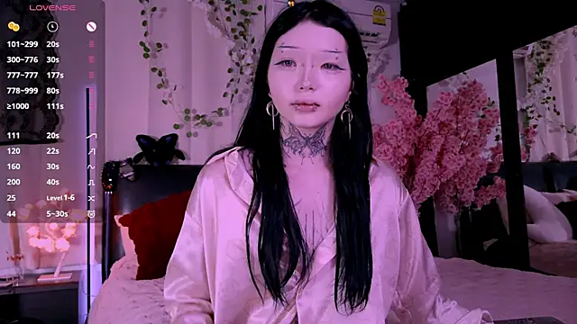 Snapshot of Lein_Bone chatting on 11/10/25, 12:20 Lein Bone online show from 11/10/25, 12:20