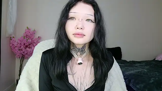 Lein Bone online show from 06/25/26, 12:21