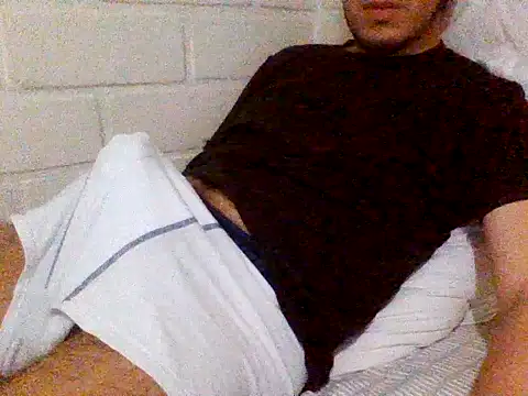 Snapshot of ProfeC4m chatting on 09/19/25, 07:32 ProfeC4m online show from 09/19/25, 07:32