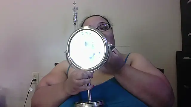 Snapshot of SexyBBW10790 chatting on 09/15/25, 10:10 SexyBBW10790 online show from 09/15/25, 10:10