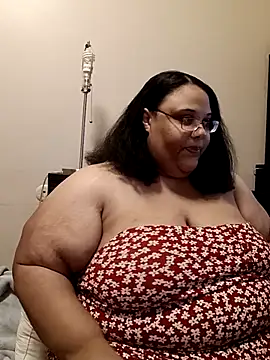 Snapshot of SexyBBW10790 chatting on 10/01/25, 12:27 SexyBBW10790 online show from 10/01/25, 12:27