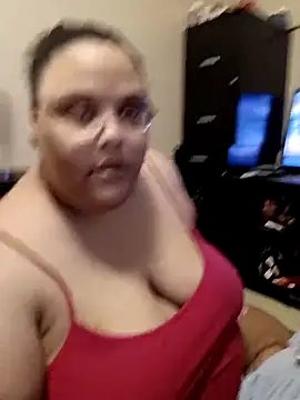 Snapshot of SexyBBW10790 chatting on 10/04/25, 11:25 SexyBBW10790 online show from 10/04/25, 11:25